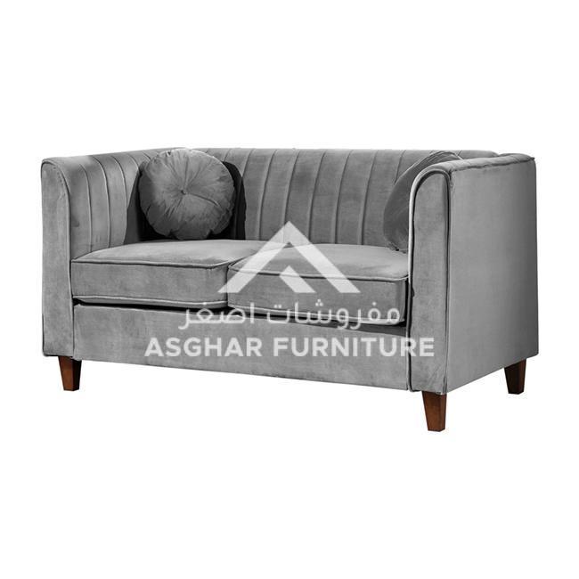Classic Chesterfield Loveseat - Image 9